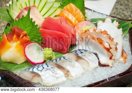 Sashimi Mix Set Include Salmon, Tuna, Saba, Tai, Tako And Hokkigai