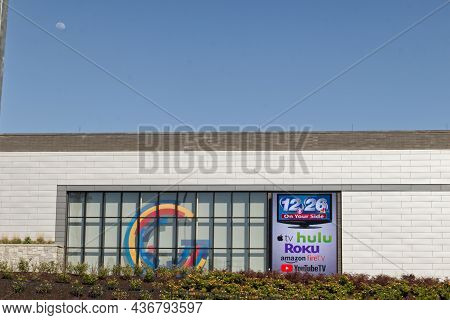 Augusta, Ga Usa - 04 22 21: News Channel Building And Signs On Cabela Parkway