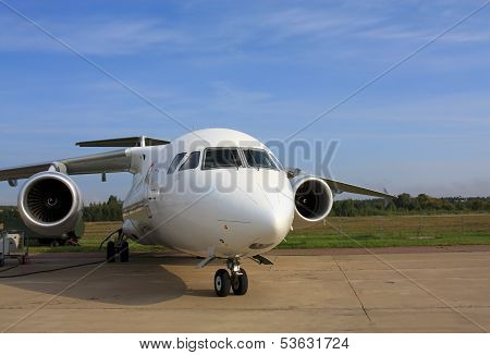 Passenger Aircraft An 158