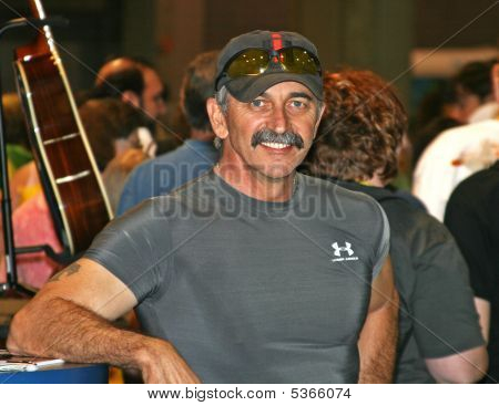 Aaron Tippen - Cma Festival 2009