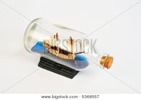 Navio em um frasco