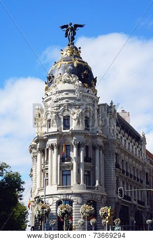 Metropolis Building on the Gran Via street in Madrid, Spain