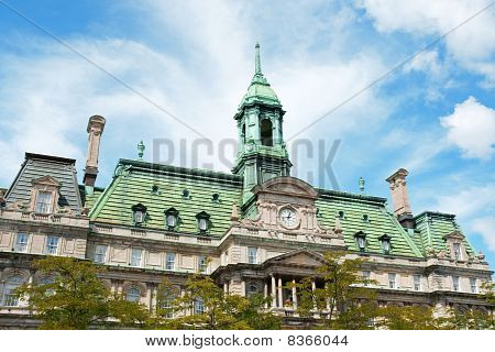 Ancien hôtel de ville de Montréal