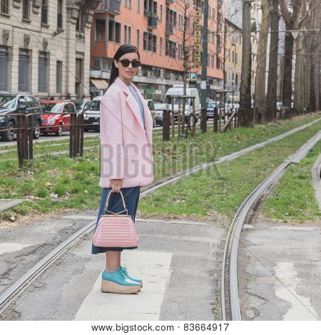 People Outside Gucci Fashion Show Building For Milan Women's Fashion Week 2015