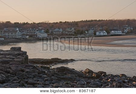 Ogunquit Beach walker vid lågvatten