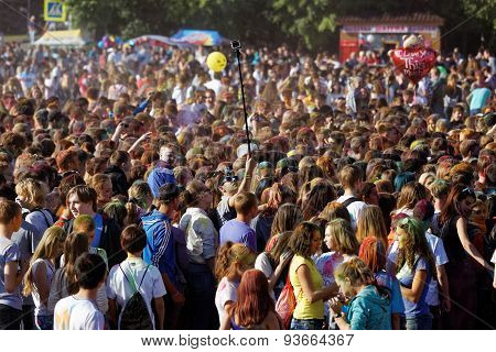 Selfy On Colorfest - Festival Of Paints
