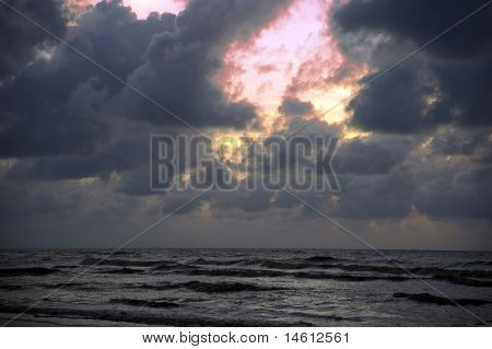 Havet solnedgång. Borneo.