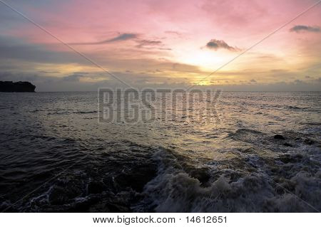 Havet solnedgång. Borneo.