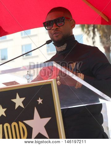 LOS ANGELES - SEP 7:  Usher Raymond at the Usher Honored With a Star On The Hollywood Walk Of Fame at the Eastown on September 7, 2016 in Los Angeles, CA