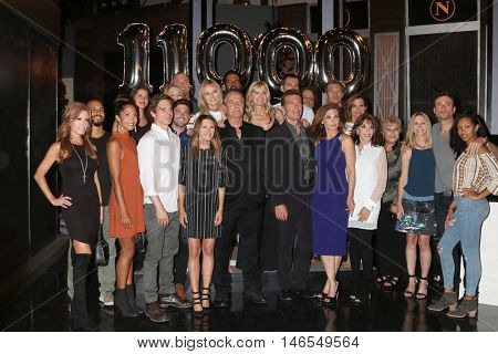 LOS ANGELES - SEP 8:  YnR Cast at the Young and The Resltless 11,000 Show Celebration at the CBS Television City on September 8, 2016 in Los Angeles, CA