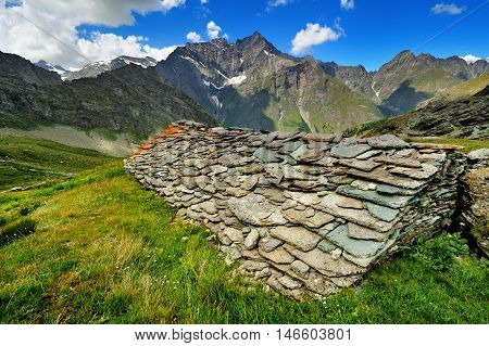ancient alpien architecture, stone masonry roof in Aosta Valley