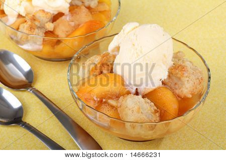 Peach Cobbler Dessert