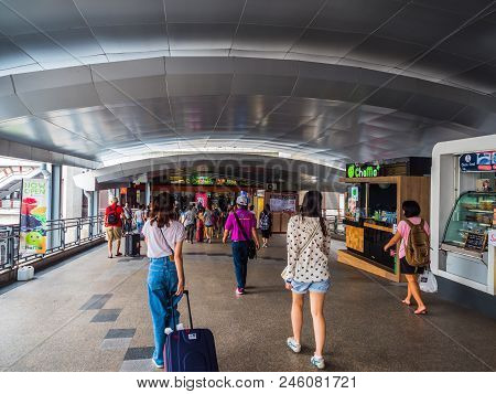 Bangkok, Thailand - May 6,2017 : Unidentified  Passengers Walk To Bts Skytrain From The Suvarnabhumi