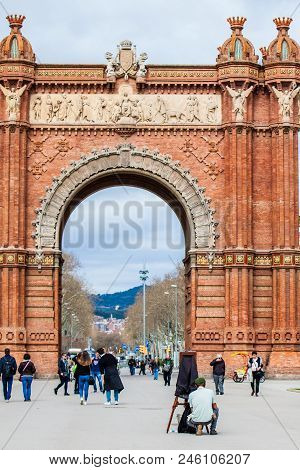 Barcelona - March, 2018: Young Male Photographer Taking Pictures Using A Vintage Wooden Camera
