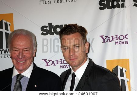 ลอสแองเจลิส - 24 oct: Christopher Plummer และยวนแมคเกรเกอร์ F ฮอลลีวูดประจำปี 15