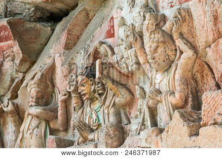 重庆大足石刻的佛像chongqing Dazu Stone Statue Of Buddha
