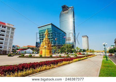 Phnom Penh, Cambodia - March 24, 2018: Vattanac Capital Tower Is A 188 Meters High Skyscraper In Phn
