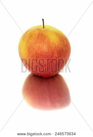 Beautiful, Ripe, Juicy Apples On A White Background. Beautiful Fruit Without The Background. Apples.