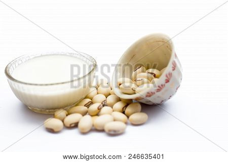 Ayurvedic Herb Kaunch Or Velvet Bean Or Bengal Velvet Bean Or Kapikachhu Or Mucuna Pruriens Isolated