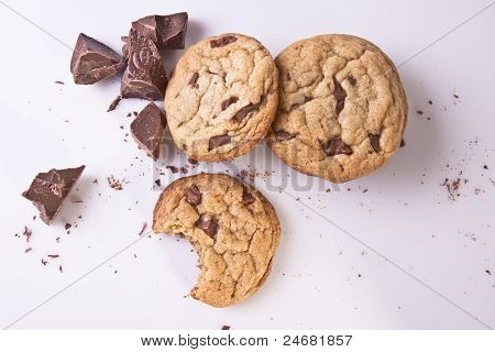 Stapel von chocolate Chip Cookies mit Schokolade Stücke