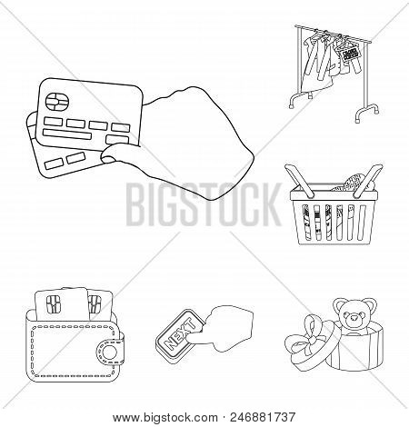 E-commerce And Business Outline Icons In Set Collection For Design. Buying And Selling Vector Symbol