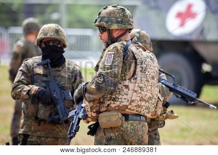 Feldkirchen / Germany - June 9, 2018: German Soldier Instructs Soldiers On A Open Day On Day Of The 