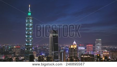 Taipei city, Taiwan, 10 May 2018:- Timelaspe of Taipei city at night