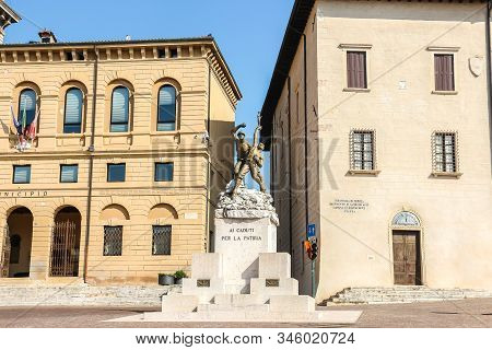 Monteforte Dalpone, Italy - Circa September 2018. War Memorial In Monteforte Dalpone.