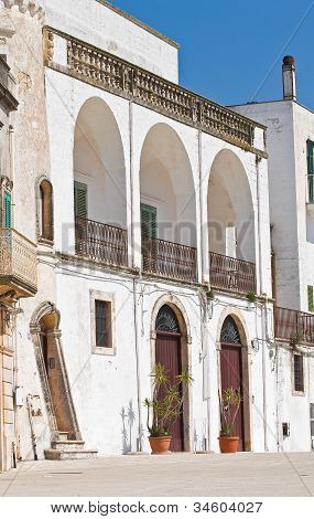 รียอามาติพระราชวัง Cisternino Puglia อิตาลี