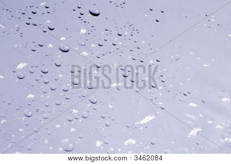 水のビーズ