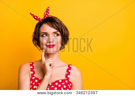 Closeup Photo Of Pretty Lady Hold Finger On Chin Look Side Empty Space Minded Creative Person Wear R
