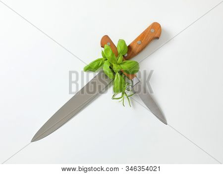 Set of two sharp pointed tip kitchen knives (Utility knife and Paring knife)