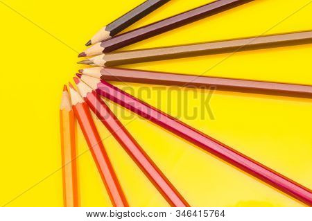 Colored Pencils, Color Gamut