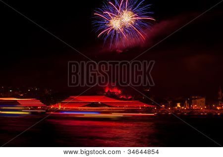 Rhein Flammen içinde