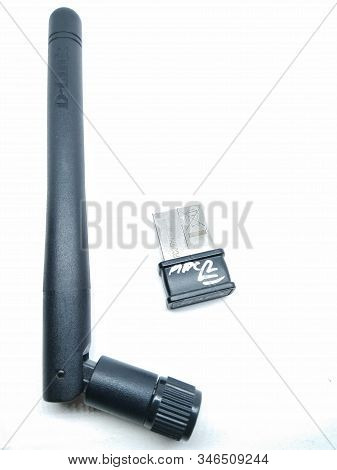 Utter Pardesh / India - Wifi Dongle , A Picture Of Wifi Dongle In Noida June 20 2019