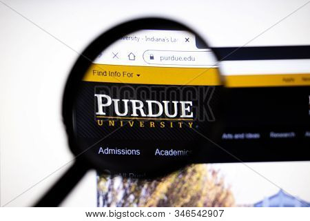 Los Angeles, California, Usa - 23 January 2020: Purdue University Website Page. Purdue.edu Logo On D