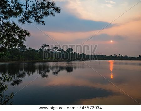 Sunrise Scenery View At Reservoir On Phu Kradueng Mountain National Park In Loei City Thailand.phu K