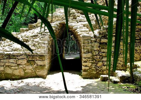 Cobá Is An Archaeological Site Of Pre-columbian Mayan Culture, Located In Southeastern Mexico, In Th
