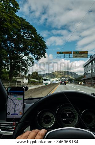 Editorial 09.03.2019 Bergen Norway, Driving In The City With The Help Of The Navigator Software On T