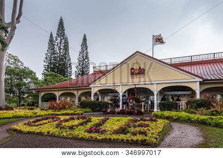 Wahiawa, Oahu, Hawaii, Usa. - January 09, 2020: Welcome Building, Entrance To Dole Pineapple Plantat