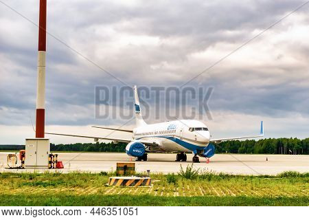 Pyrzowice, Poland -04.10.2020 - Landing Enter Plane At The Airport In Pyrzowice
