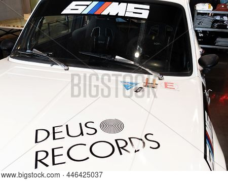 Bordeaux , Aquitaine  France - 01 14 2022 : Deus Records Ex Machina Logo Text And Brand Sign On Raci