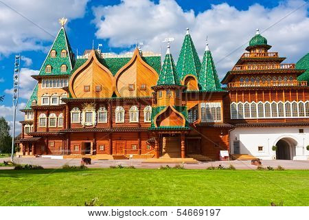 Wooden palace in Russia