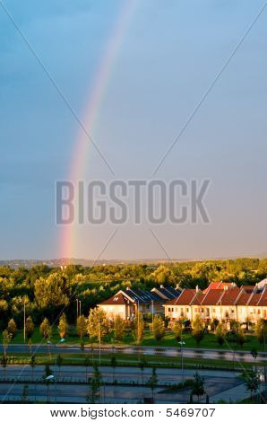 Rainbow ved solnedgang som et håb Symbol