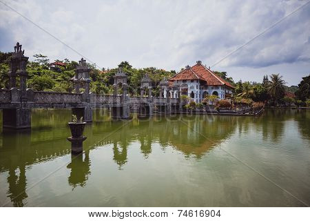 Pura Taman Ayun
