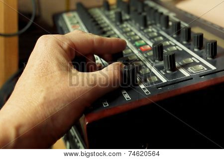 Dj Creating Tune