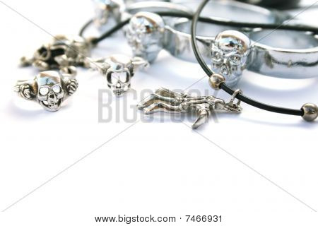 Skelettet hånd, skull ringe, kastet