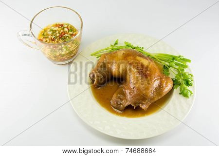 Boiled Chicken With Fish Sauce And Spring Onion