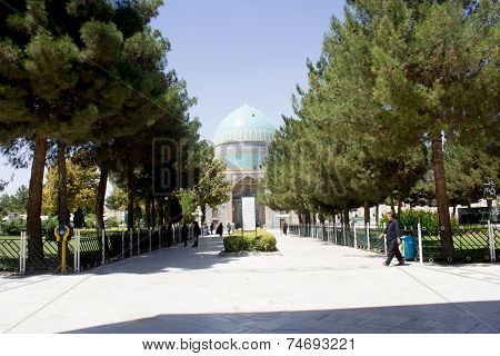 The shrine of Khwaja Rpiea
