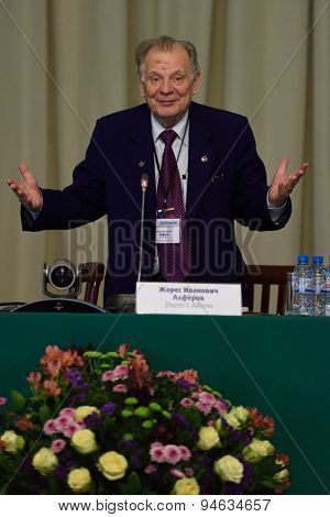 ST. PETERSBURG, RUSSIA - JUNE 22, 2015: Nobel Prize Laureate in physics Zhores Alferov during Saint Petersburg scientific forum 